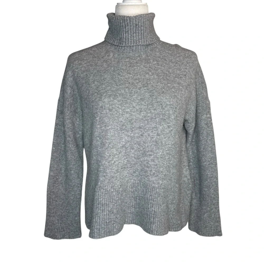 J. Crew Turtleneck Sweater in Supersoft Yarn Size XS‎ Gray Wool Alpaca Classic